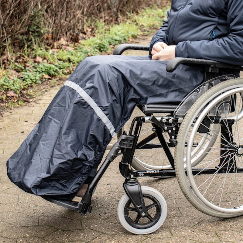 Regnskydd till rullstolsanvändare
