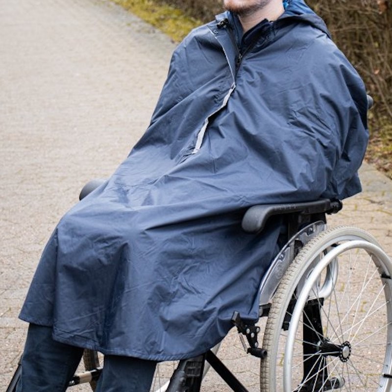 Poncho för rullstolsanvändare