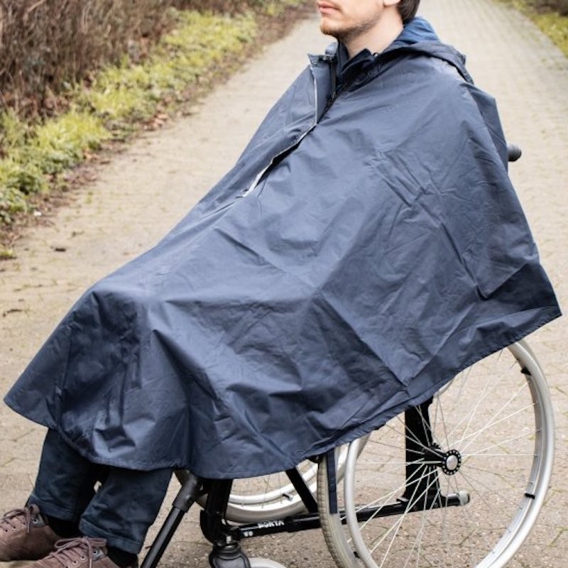 Poncho för rullstolsanvändare